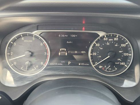 Used 2024 Nissan Rogue SV AWD/4WD image 15