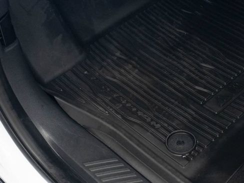Used 2023 Ford Expedition XLT RWD image 16