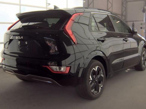 Certified 2023 Kia Niro Wind w/ Wind Preserve Package FWD image 5