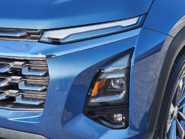 Used 2026 Chevrolet Equinox LT w/ Safety and Technology Package FWD image 9
