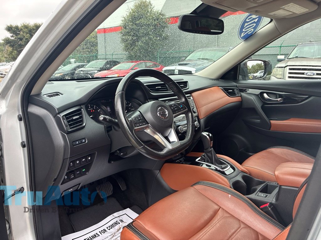 Used 2018 Nissan Rogue SL w/ Premium Package AWD/4WD image 27