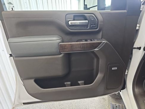 Used 2023 GMC Sierra 3500 Denali w/ Denali Ultimate Package AWD/4WD image 10
