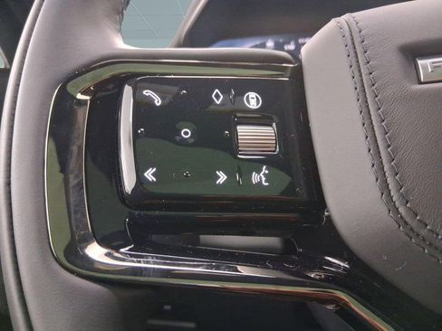 New 2025 Land Rover Range Rover Sport Dynamic SE image 15