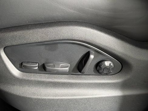 New 2026 Porsche Cayenne S AWD/4WD image 28