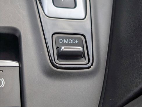 Used 2021 INFINITI QX50 Luxe image 25