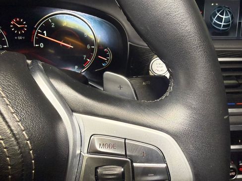 Used 2019 BMW 740i w/ M Sport Package image 17