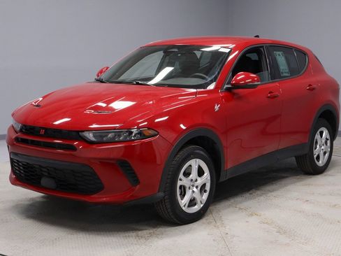 Used 2024 Dodge Hornet GT w/ Cold Weather Group image 8