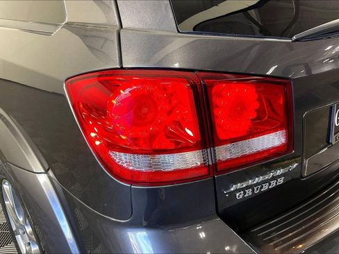 Used 2018 Dodge Journey GT image 41