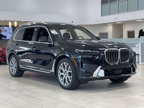 Used 2024 BMW X7 xDrive40i AWD/4WD image 1