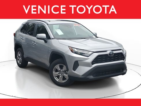 Certified 2025 Toyota RAV4 XLE w/ Convenience Package FWD image 1