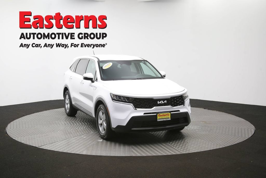 Used 2023 Kia Sorento LX FWD image 48