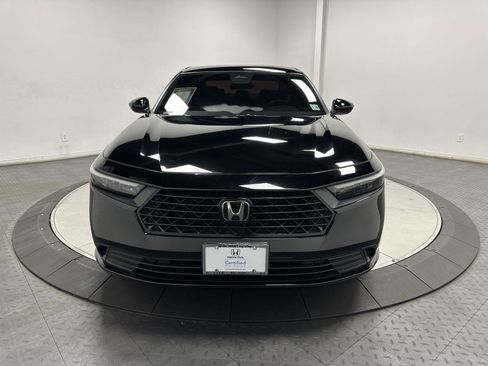 Used 2023 Honda Accord Sport image 4