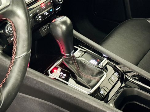 Used 2022 Jeep Compass Trailhawk w/ Trailhawk Convenience Group image 29