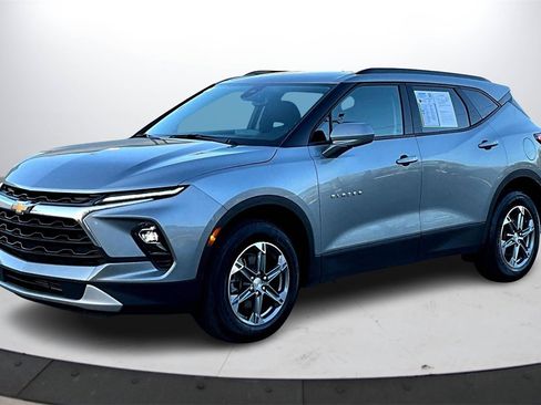 Used 2024 Chevrolet Blazer LT w/ Convenience Package image 4