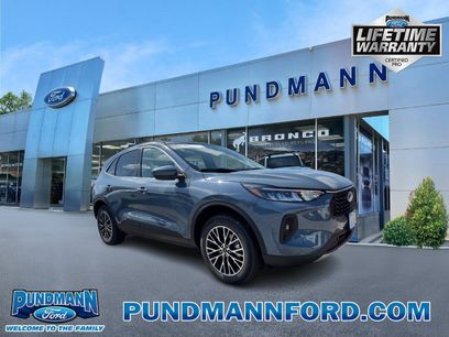 New 2025 Ford Escape SE w/ Class II Trailer Tow Package