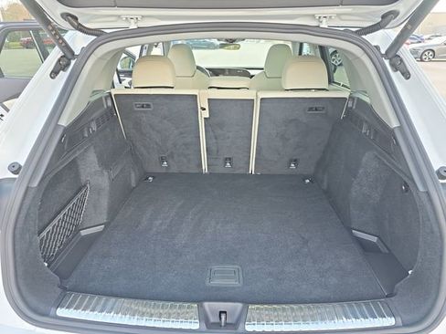 Used 2025 Audi Q5 Premium Plus w/ Premium Plus AWD/4WD image 12