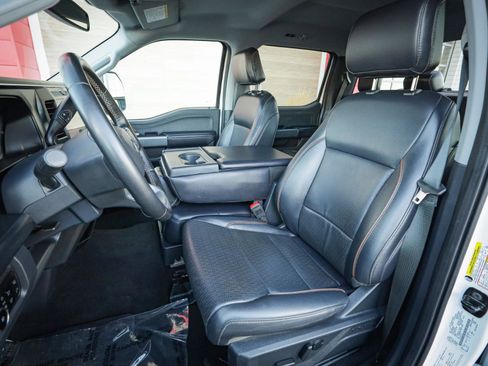 Used 2025 Ford F350 Lariat image 13