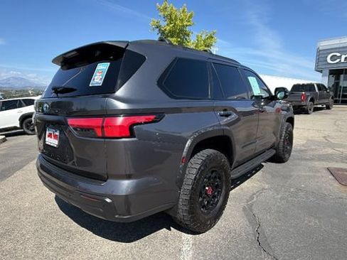 Used 2023 Toyota Sequoia TRD Pro AWD/4WD image 4