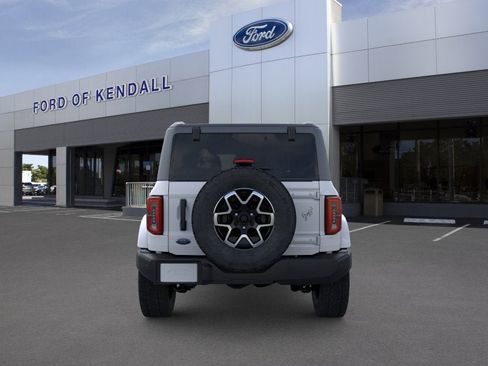 New 2026 Ford Bronco Outer Banks AWD/4WD image 5