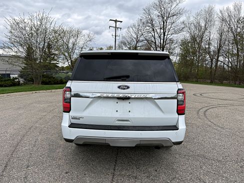 Used 2020 Ford Expedition Limited AWD/4WD image 8