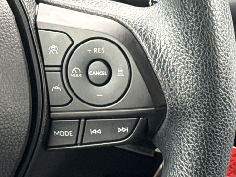 Used 2023 Toyota Corolla LE FWD image 19