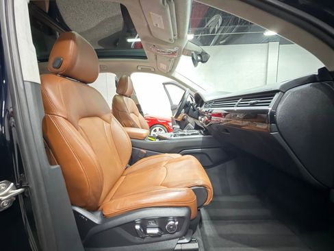 Used 2018 Audi Q7 3.0T Prestige image 32
