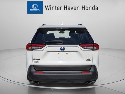 Used 2022 Toyota RAV4 XLE image 7