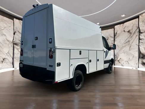 Used 2023 Mercedes-Benz Sprinter 3500 w/ Acoustic Package image 8