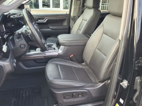 Used 2024 Chevrolet Silverado 1500 LTZ w/ LTZ Convenience Package II image 16