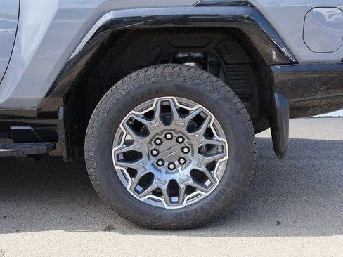 New 2025 GMC Hummer EV 3X w/ Battery Pack, 24 Module Pack image 36