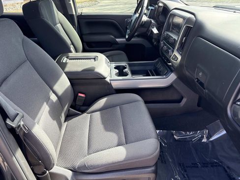 Used 2018 Chevrolet Silverado 1500 LT w/ All Star Edition image 31