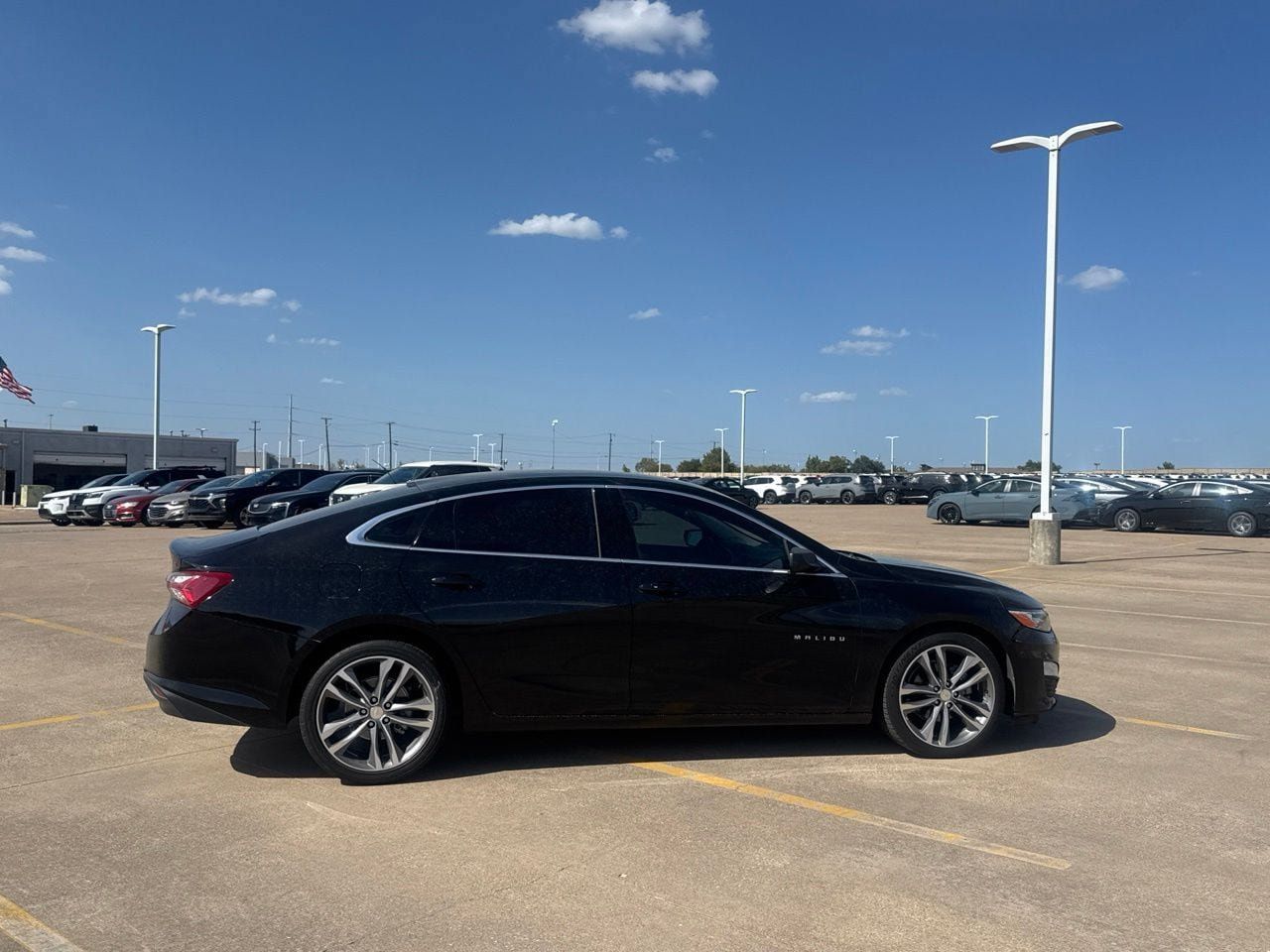 Used 2023 Chevrolet Malibu LT FWD image 23
