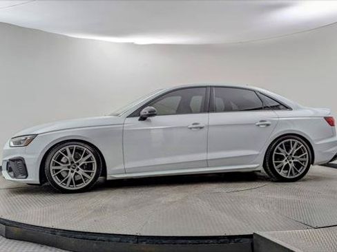 Used 2022 Audi S4 Premium Plus w/ Premium Plus Package AWD/4WD image 3