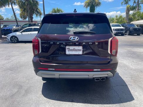 Used 2024 Hyundai Palisade SEL FWD image 4