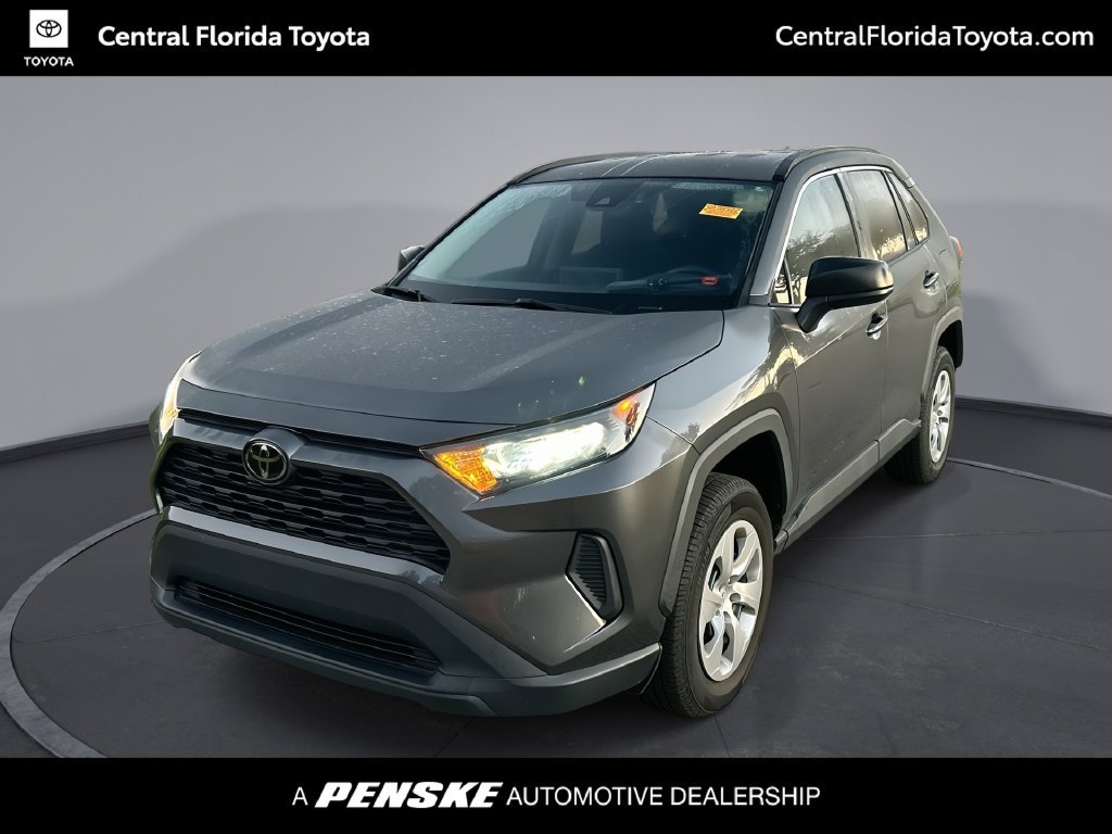 Used 2021 Toyota RAV4 LE FWD image 1