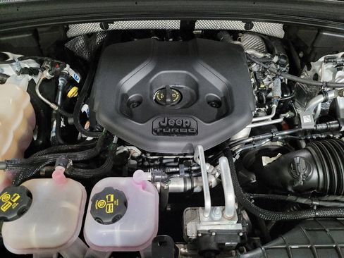 Used 2022 Jeep Grand Cherokee Limited 4xe image 30