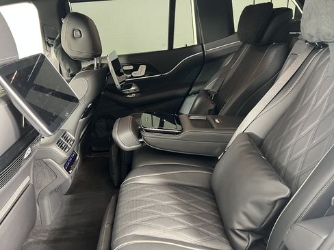 Certified 2026 Mercedes-Benz Maybach GLS 600 4MATIC image 20
