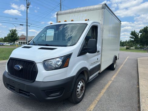 Used 2022 Ford Transit 350 DRW RWD image 8