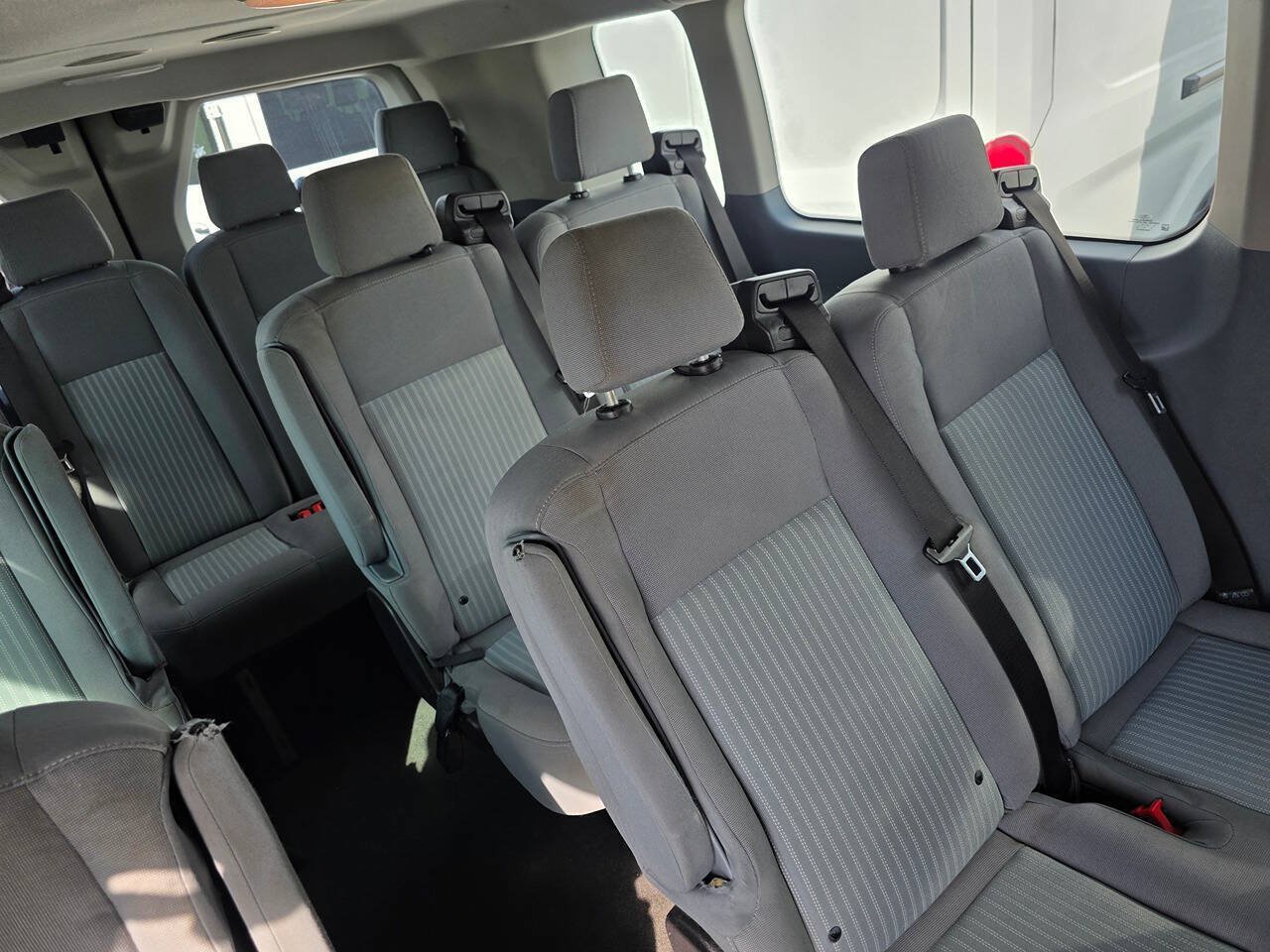 Used 2019 Ford Transit 350 XLT RWD image 11