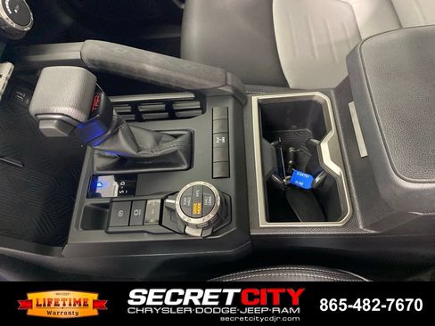 Used 2025 Toyota Tacoma TRD Off-Road AWD/4WD image 22