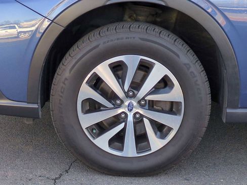 Used 2021 Subaru Outback Premium image 14