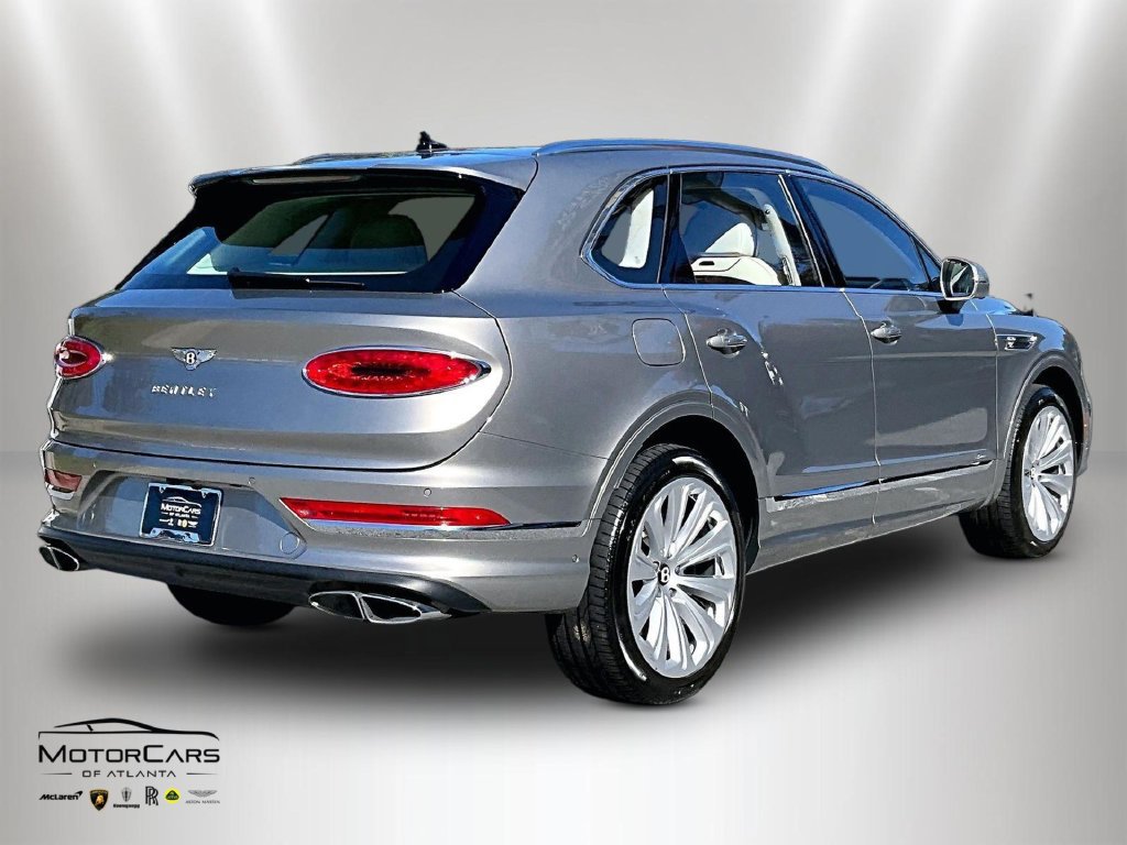 Used 2025 Bentley Bentayga AWD/4WD image 10