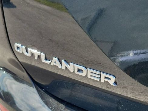 Used 2024 Mitsubishi Outlander SE FWD image 9