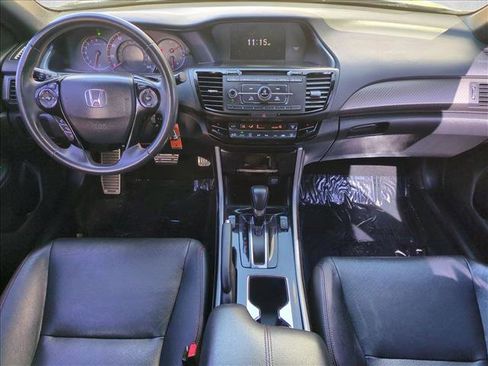 Used 2017 Honda Accord Sport Special Edition image 16