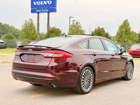 Used 2018 Ford Fusion Titanium FWD image 8