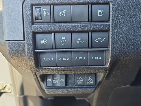 Used 2026 Toyota Tacoma Trailhunter image 25