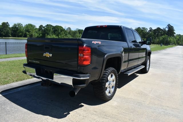 Used 2017 Chevrolet Silverado 2500 LT AWD/4WD image 4
