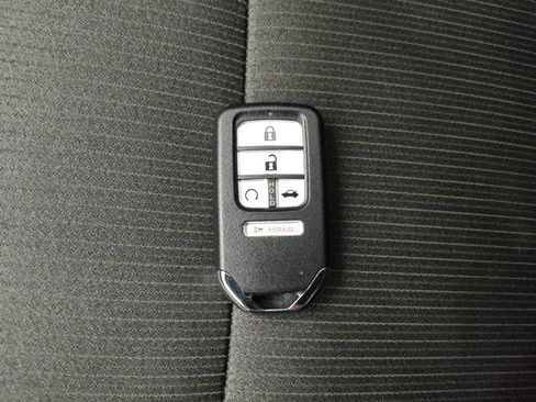 Used 2021 Honda Accord Sport image 32