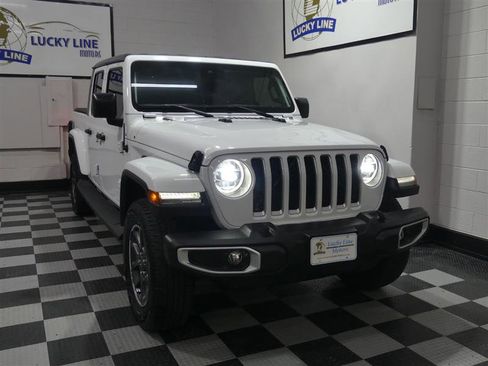 Used 2021 Jeep Gladiator Overland w/ Popular Equipment Package image 5