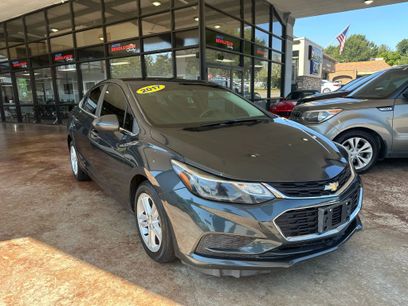 Used 2017 Chevrolet Cruze LT